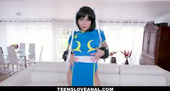 Keira Croft's Cosplay Cutie Gets Stretched by Daddy's Massive Cock