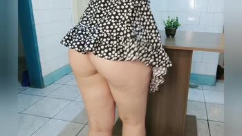 MissAmoraa's Sizzling Brazilian Housewife Solo