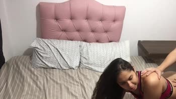 Jessy_hott's Intimate Scissor Play