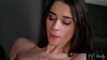 Oliver Trunk Devours Clary's Bold, Busty Beauty