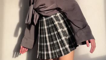 HollyHarlot's Skinny Yoga Goddess Teases in Tiny Skirt
