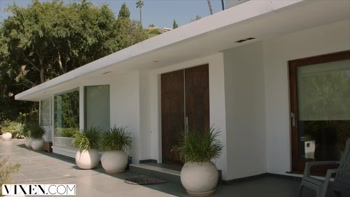 VIXEN Seductive Real Estate Agent Gets used