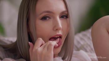 Sia Siberia's Russian Seduction in 4X the Fun