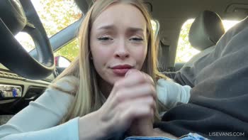 Lost in Lust: Blonde Teen (18+) LIs Evans Picks Up Stranger for Public Blowjob