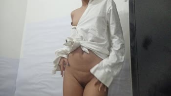 Desi_Girl23's Blazing Squirt Show: Big Ass Teen (18+) Masturbates in HD