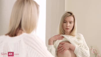 Polly's Petite Pleasure: A Massage to Remember