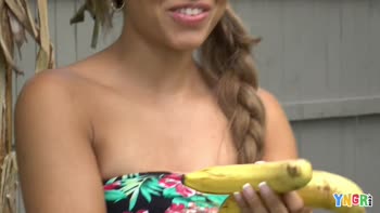 Cute Teen (18+) Destiny Cruz Takes a Big Cock in Steamy Blowjobs