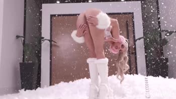 Lilly Bell's Sultry Self-Love Session: Petite Blonde Teases with Glass Dildo