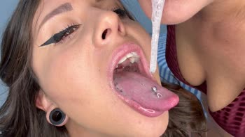 WondersGirlsX's Salty Seduction: Spitting Saliva Kisses & Swapping More