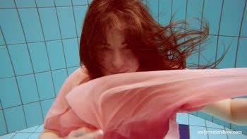 Polish hot shaped Deniska swimming nude