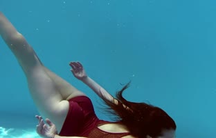Fernanda's Pink Perfection: Underwater Gymnastics Delight