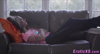 Petite teen (18+) stretched