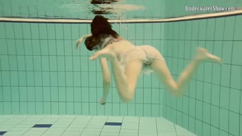 Andrea's Underwater Wonderland: A Teen (18+) Babe's Water Show