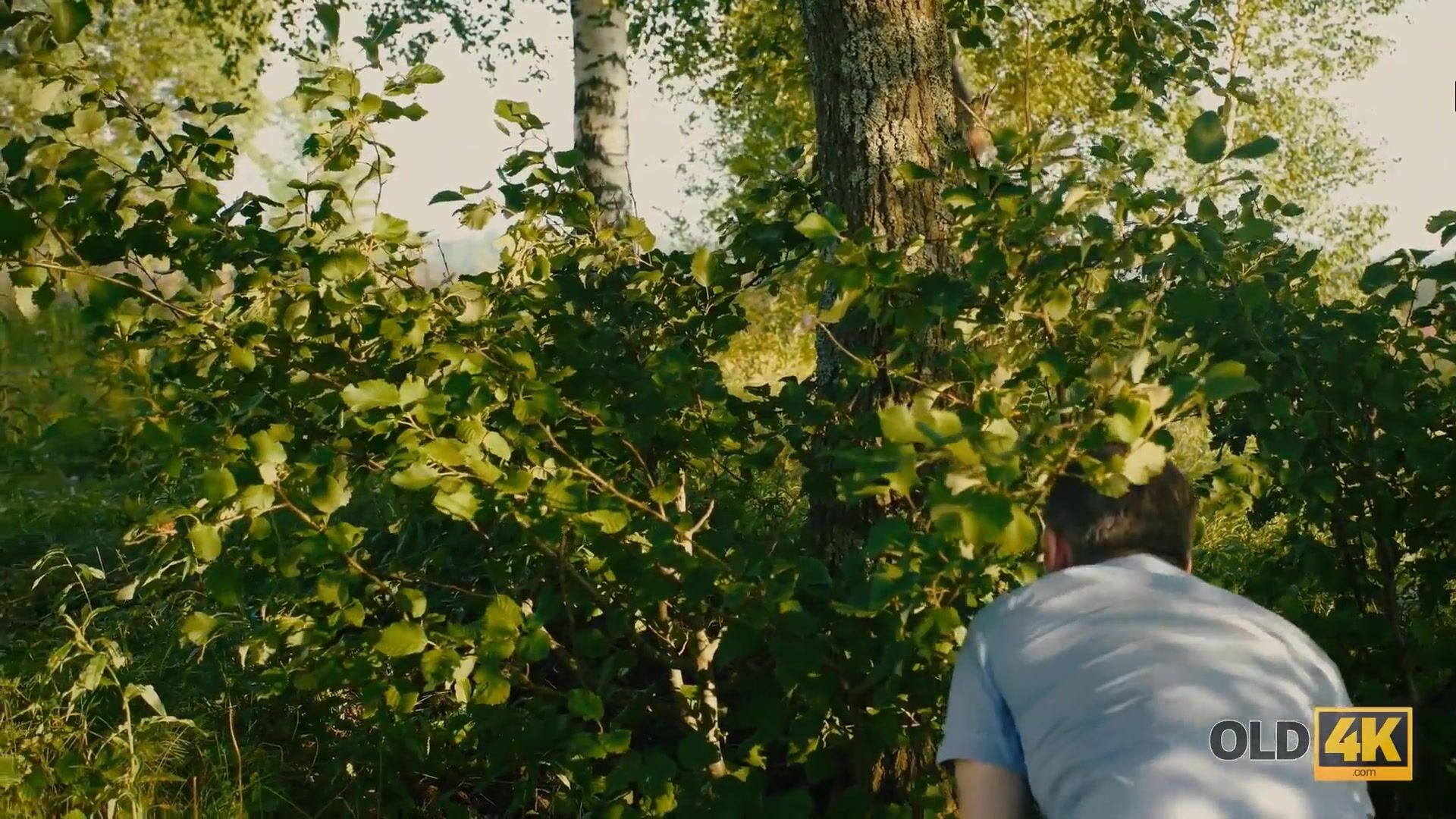 OLD4K. Enticing girl blows geezer's mind and gets banged outdoors