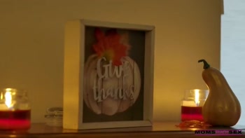 Thankful for My Stepmoms Titties - S14:e4