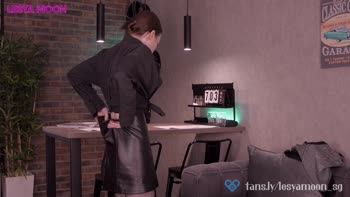 Lesya Moon's Petite Barmaid POV Blowjob Delight