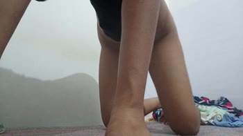 desi_girl23 - Desi Girl23's Private Solo Show: Big Ass Tease on Phone