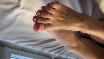 gigioficial - Gigi's Exclusive iPhone Foot Job: Pedal Pumping & Sole Seduction