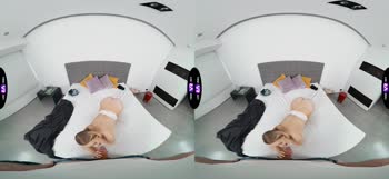 Kristy's Steamy VR Night: Unbridled Passion in Bed