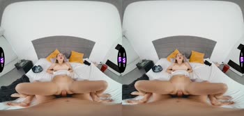 Kristy's Steamy VR Night: Unbridled Passion in Bed