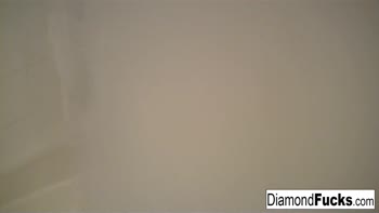 Diamond Kitty's Sultry Shower Solo