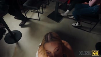HUNT4K. Eat my pussy instead of strawberry cheesecake