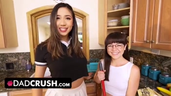 Step Daughter Seems Hesitant To Suck Her Stepdad’s Dick, But She Goes For It Anyway - DadCrush