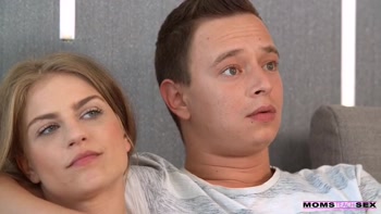 Sharing My New Boyfriend with My Stepmom - S16:e6