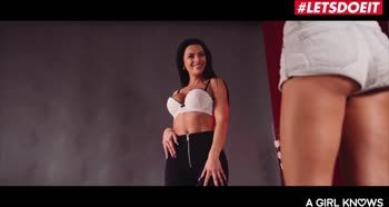 A Girl Knows - Shalina Devine And Talia Mint Big Ass Romanian Lesbian Seduces Straight Girl