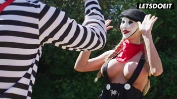Sexy Street Mimes