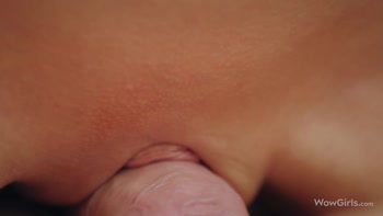 Kama Oxi's Brunette Bliss: Hardcore Pussy Licking & Blowjob