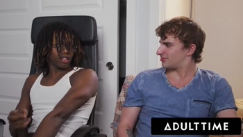 Ryan Jacobs's Straight Guy Experiment Turns into Gay Bareback Orgy