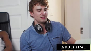 Ryan Jacobs's Straight Guy Experiment Turns into Gay Bareback Orgy
