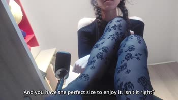 BeatriceGiganta's Giantess Feet Domination in HD