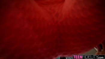 Ashley Red's Sizzling Big Ass Workout Blowjobs