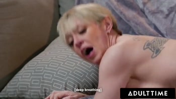 Dee Williams Teaches Stepson a Thing or Two in Steamy Milf Hardcore
