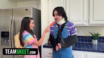 Amber Summer's Stepbrother Seduction: Her Mouth Begs for More