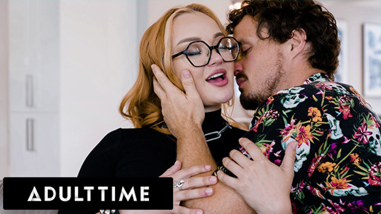 Emma Magnolia Pussy Worship Ends In SQUIRT EXPLOSION