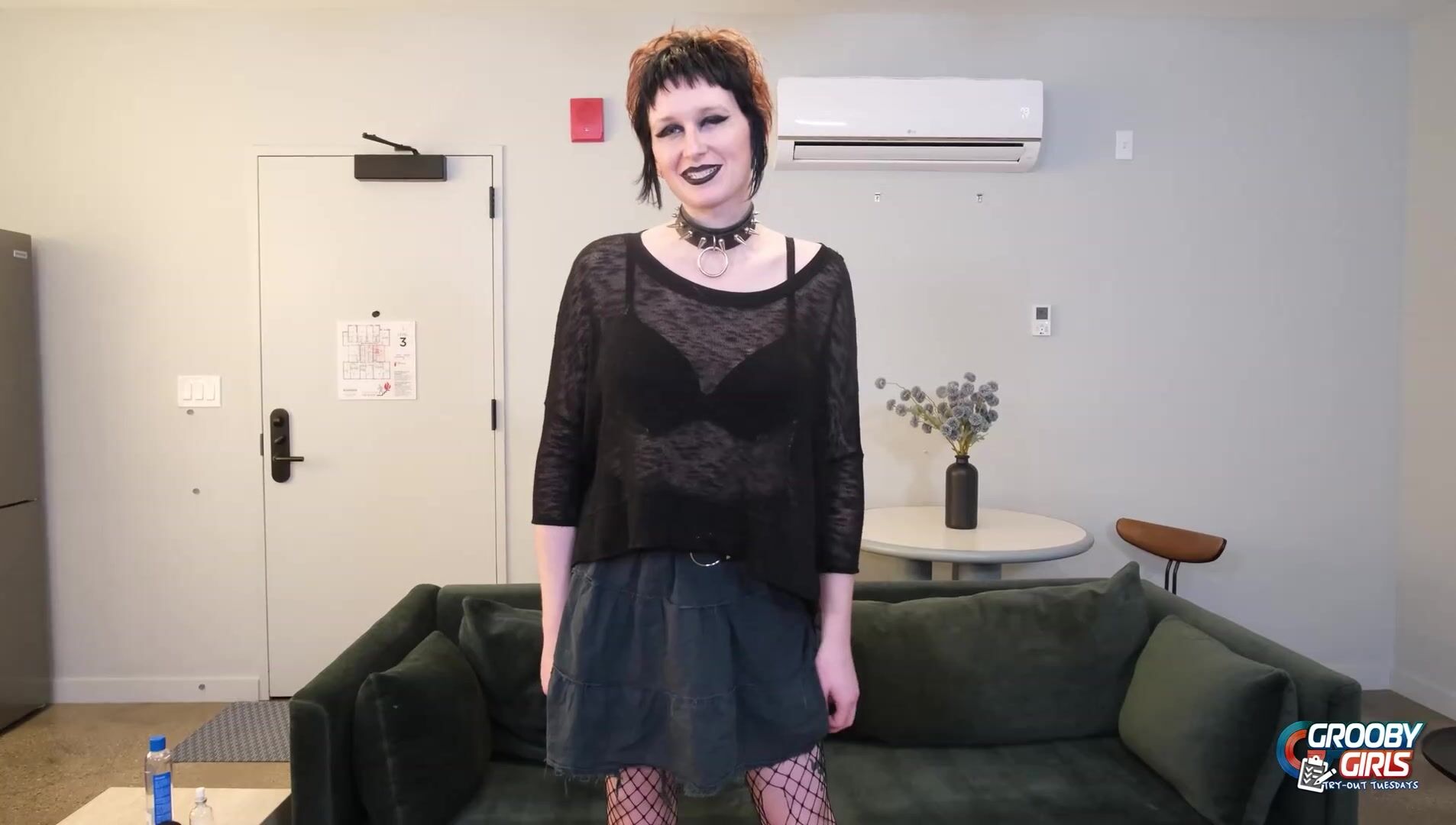 GROOBYGIRLS - Lucy Lascivious Goth Attitude Reveals
