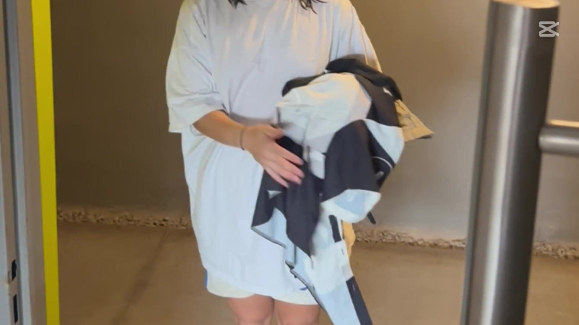 Your Goth Neior needs help to Choose her Outfit (sit on Face Pov)- Mikitabby