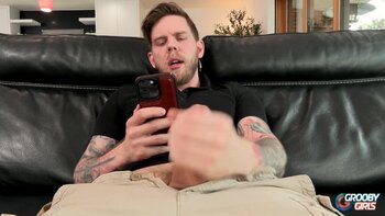 Zia Cristal's Steamy Bareback Anal Ride & Blowjob