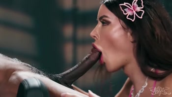 Leah Hayes Gets Raw And Worshiped By Denzel In Scorching Interracial Trans Encounter