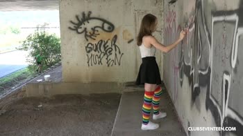 Rough Ride in the City: Petite Teen (18+)'s Hardcore Outdoor Sex