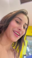 Colombian Cutie Jenifer Play Masturbates in Colombia's Bustling Mall