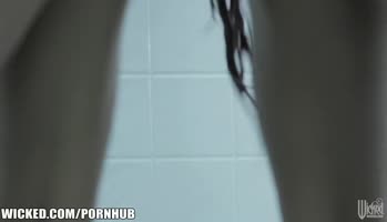 Skin Diamond's Sizzling Shower Flexibility