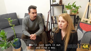 HUNT4K. Sex with a hot woman is the best leg treatment