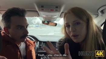HUNT4K. Sex with a hot woman is the best leg treatment