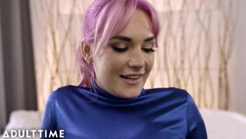 Siri Dahl's Sizzling Bisexual Threesome with Wolf Hudson & Johnny Hill