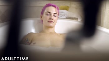 Siri Dahl's Sizzling Bisexual Threesome with Wolf Hudson & Johnny Hill