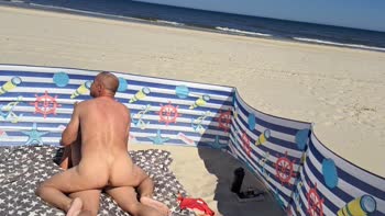 Laluna-Love's Wild Beachside Romp: Stepsister Seduction